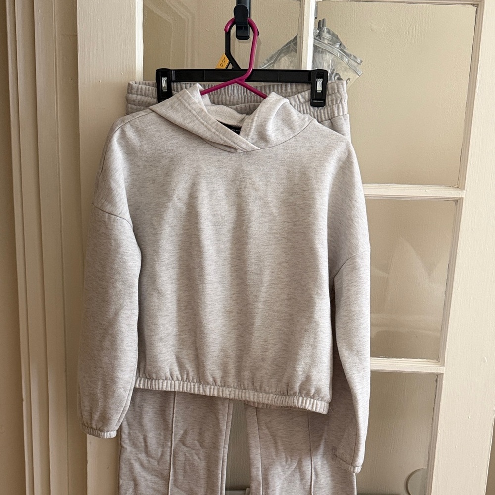 Vero Moda Light Gray sweats set
